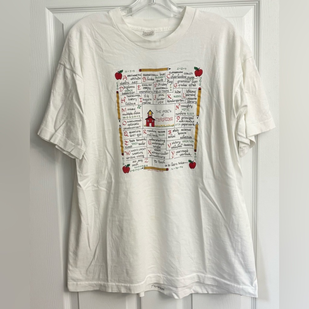 Vintage 1992 Fruit of the Loom The ABC’s Of Teaching T Shirt Size XL.